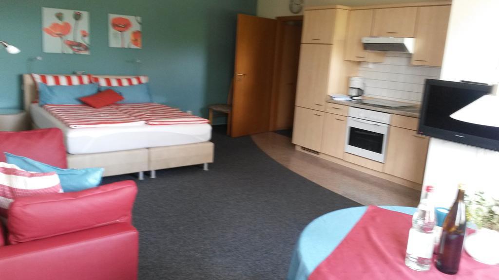 Ferienwohnungen Eichenhof Kapellen-Drusweiler Zimmer foto